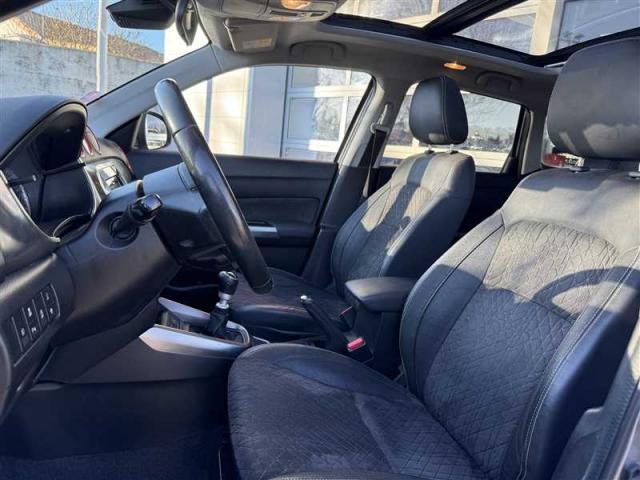 Suzuki Vitara image 5