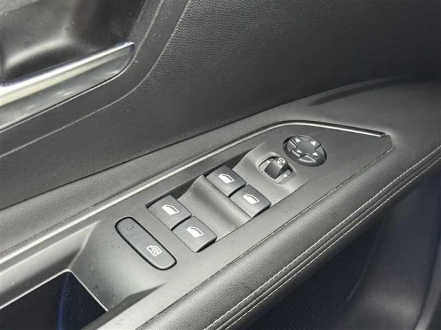 Peugeot 3008 image 6