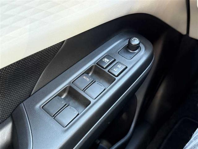 Suzuki Swift image 8