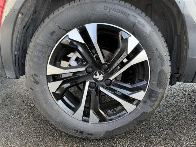 Peugeot 2008 image 2