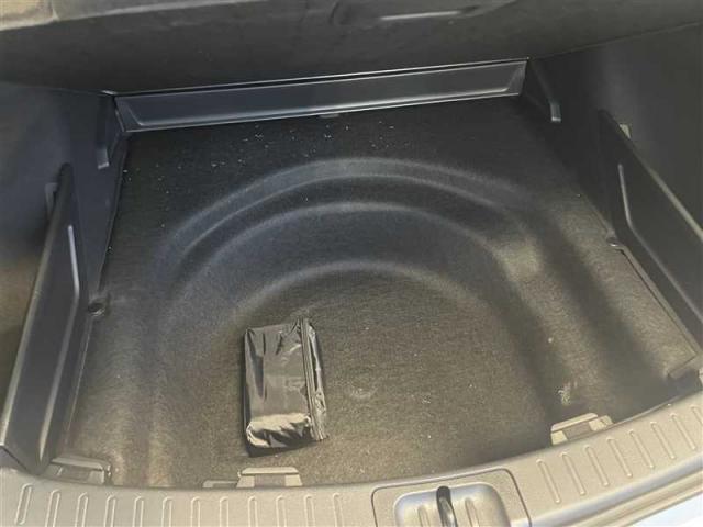 Suzuki Swace image 6