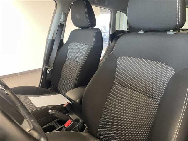 Suzuki Vitara image 8