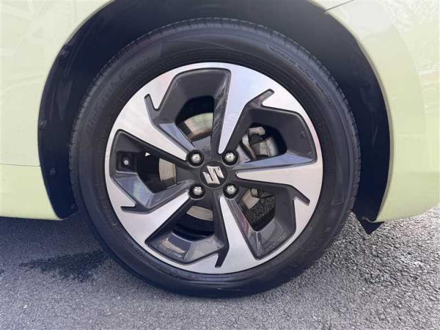 Suzuki Swift image 8