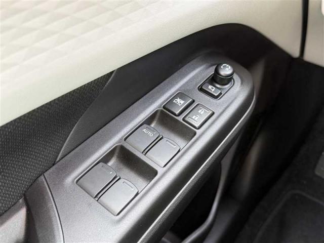 Suzuki Swift image 7