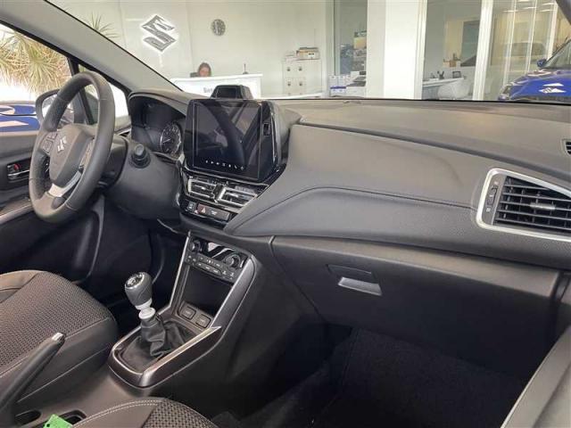 Suzuki S-Cross image 8