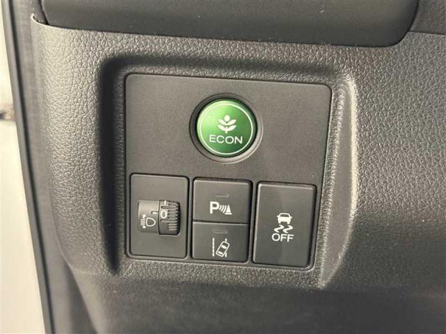 Honda Hrv image 2