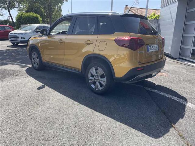 Suzuki Vitara image 8