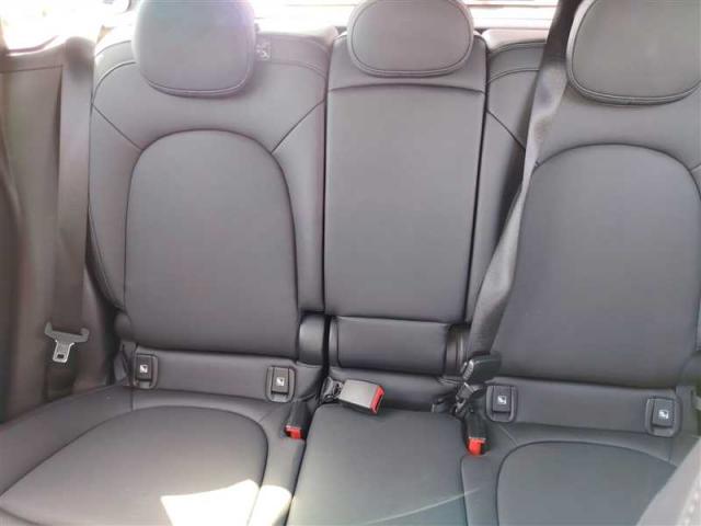 Mini Countryman image 9