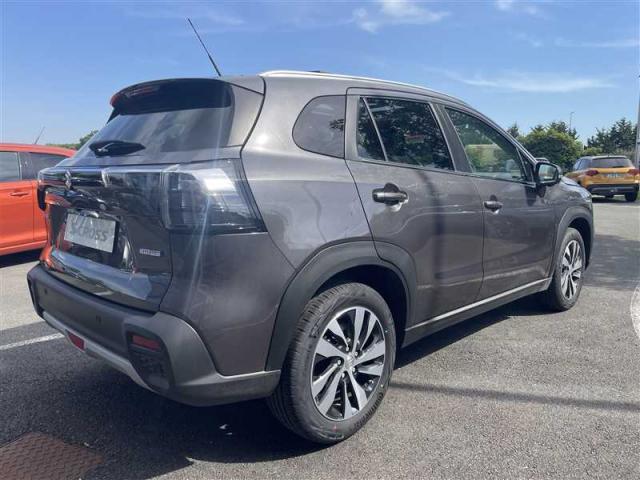 Suzuki S-Cross image 3