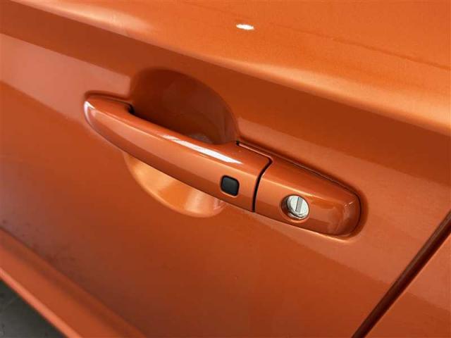 Suzuki Swift image 9