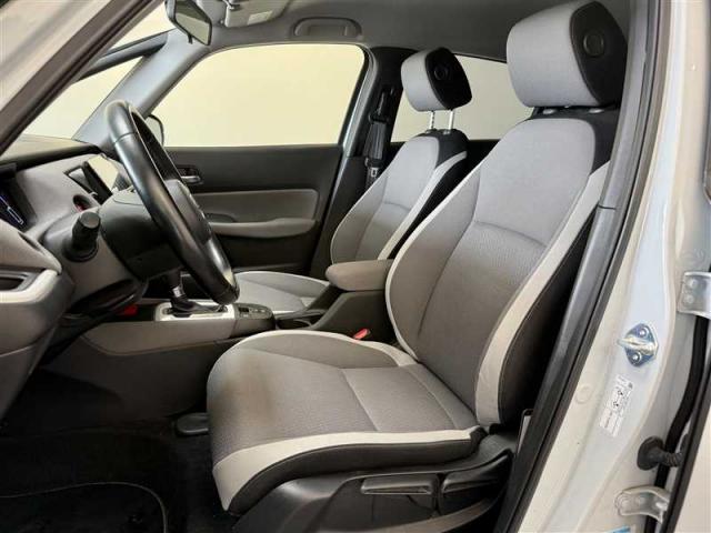 Honda Jazz image 9