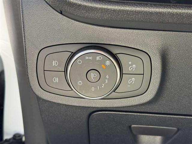 Ford Fiesta image 7