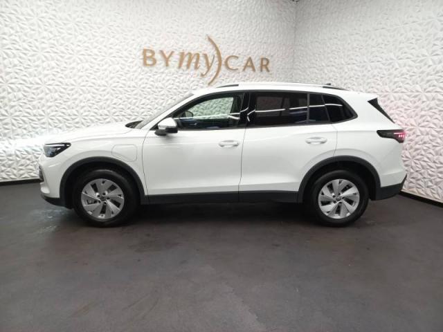 Volkswagen Tiguan image 9