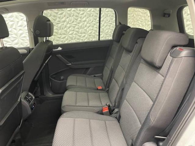 Volkswagen Touran image 1