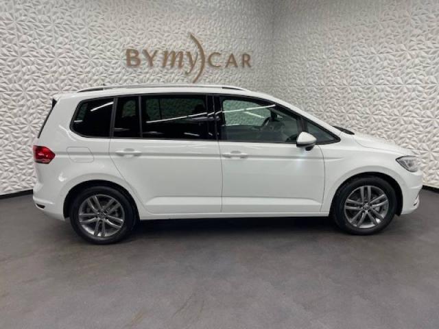 Volkswagen Touran image 2