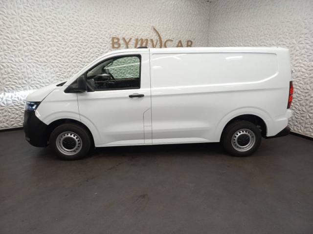 Volkswagen Transporter image 5