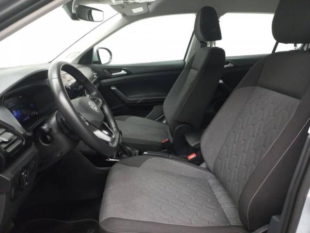 Volkswagen T-Cross image 1