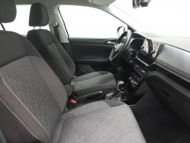 Volkswagen T-Cross image 9