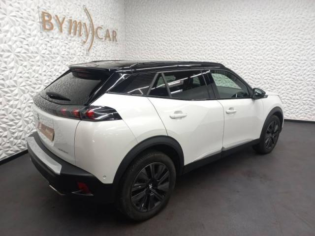Peugeot 2008 image 8