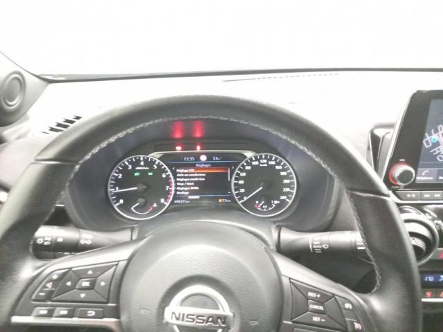 Nissan Juke image 6