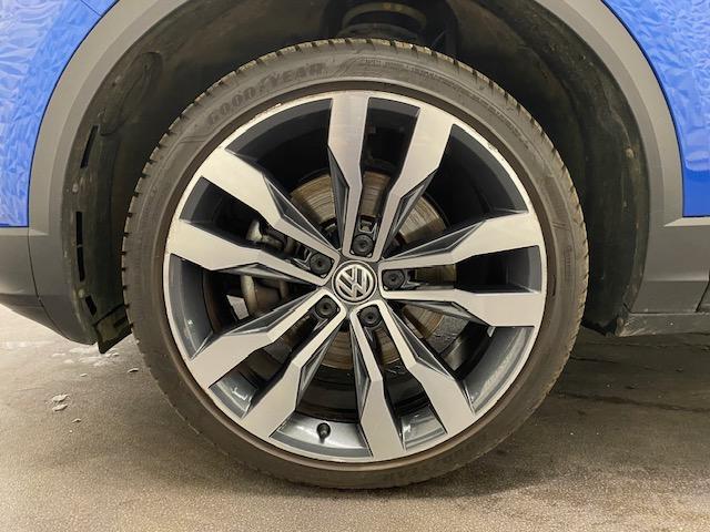 Volkswagen T-Roc image 2