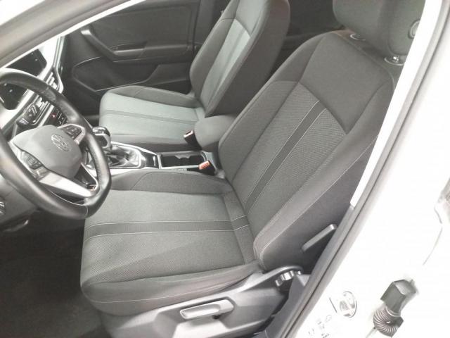 Volkswagen T-Roc image 4