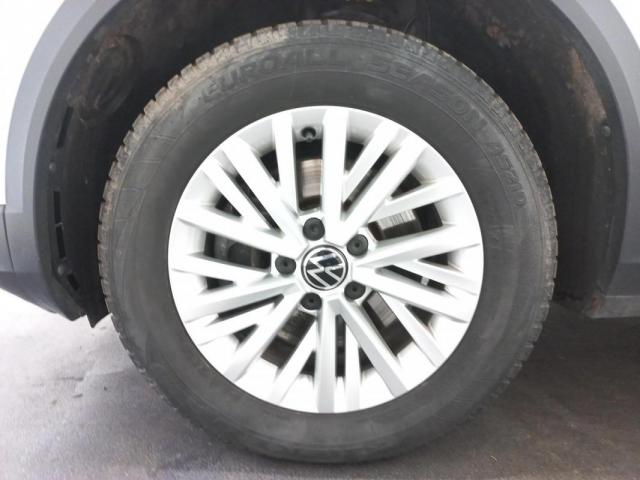 Volkswagen T-Roc image 6