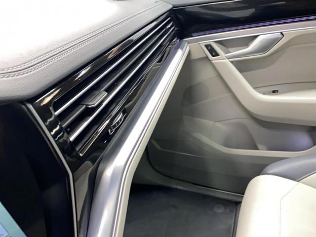 Volkswagen Touareg image 7