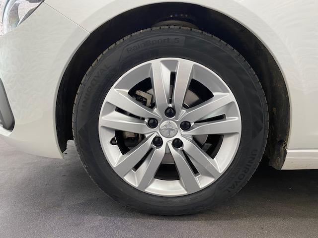 Peugeot 308 image 7