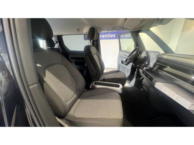 Volkswagen Id. Buzz image 8