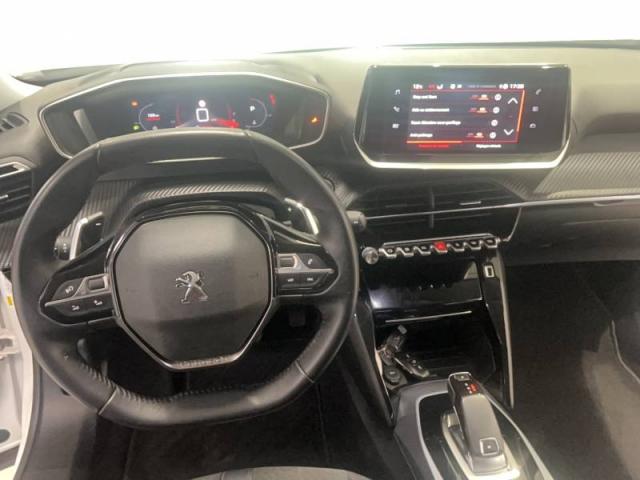 Peugeot 2008 image 1