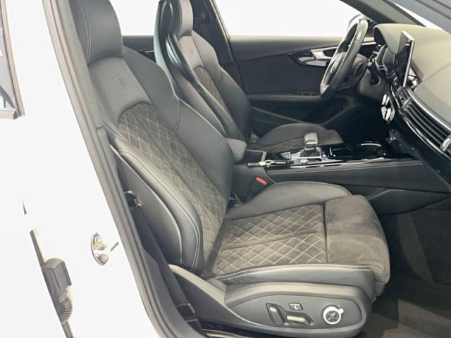 Audi A4 image 2