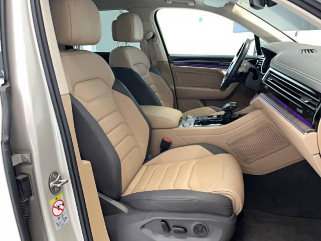 Volkswagen Touareg image 1