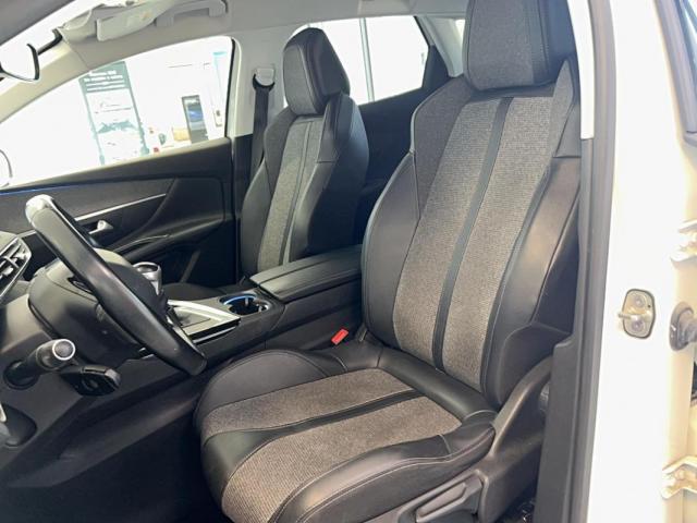 Peugeot 3008 image 5