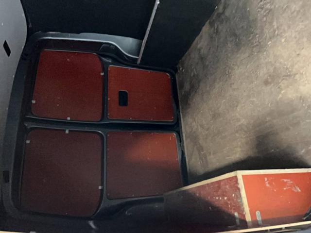 Volkswagen Transporter image 6