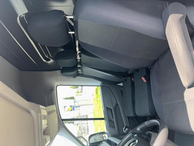 Volkswagen Crafter image 4