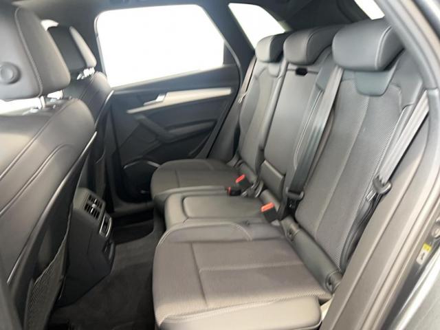 Audi Q5 image 8