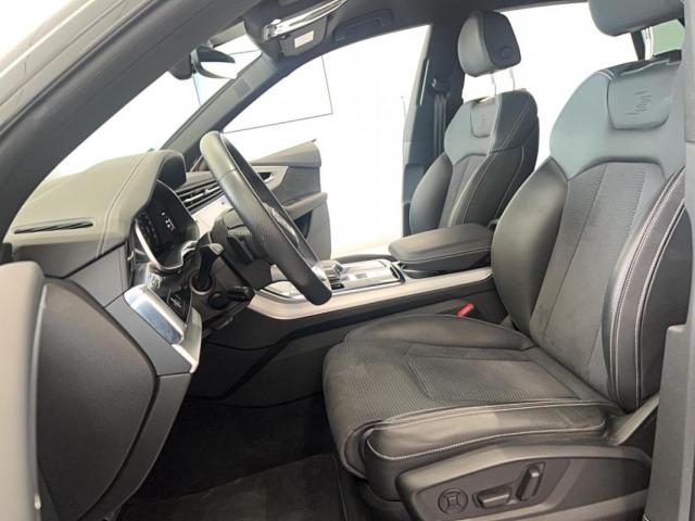 Audi Q8 image 3