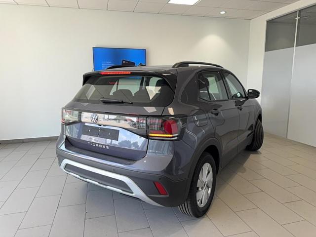 Volkswagen T-Cross image 9