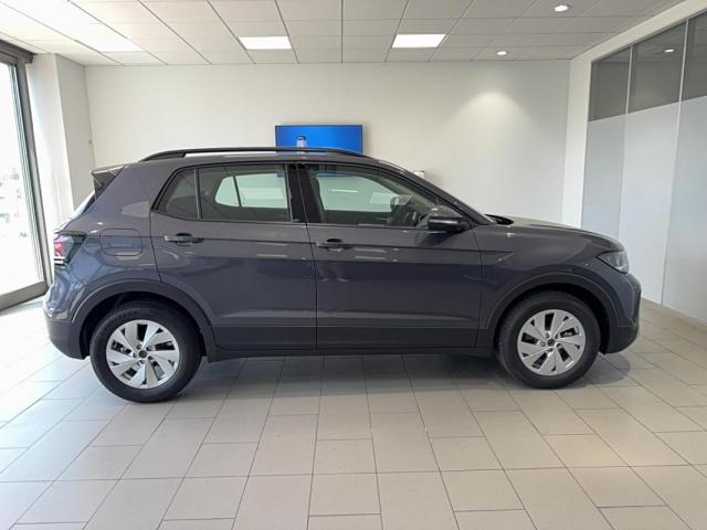 Volkswagen T-Cross image 3