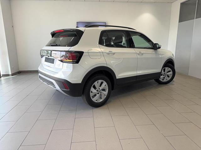 Volkswagen T-Cross image 9