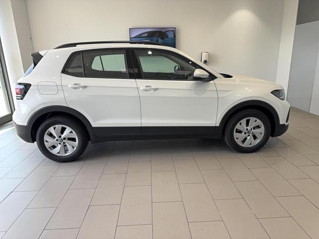 Volkswagen T-Cross image 3