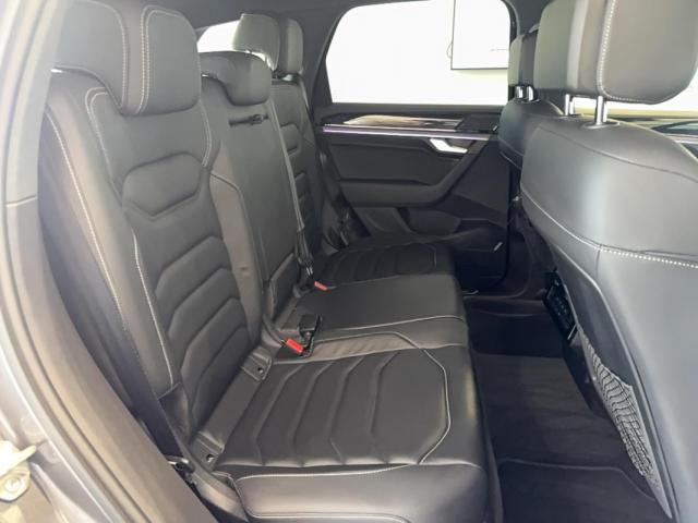 Volkswagen Touareg image 4