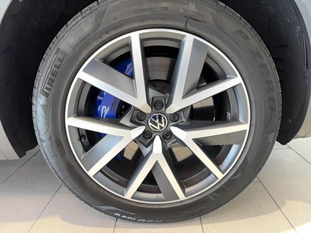 Volkswagen Touareg image 8