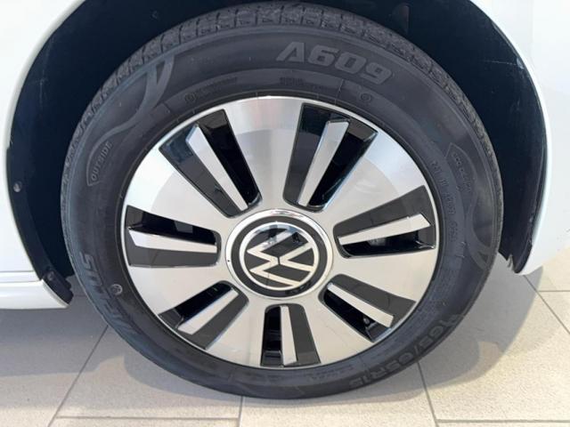 Volkswagen E-Up! image 6