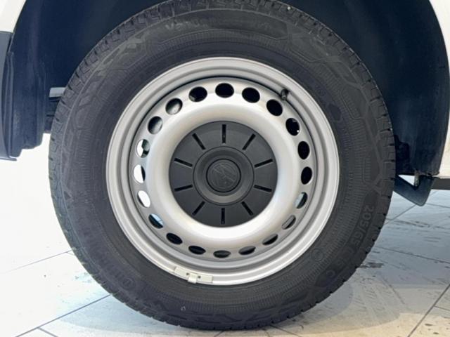 Volkswagen Transporter image 6