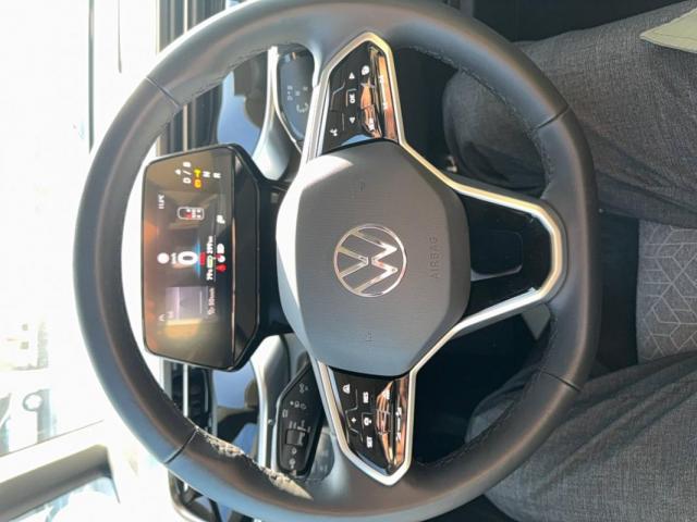 Volkswagen Id. Buzz image 1