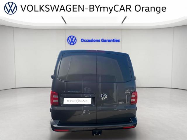 Volkswagen Transporter image 8