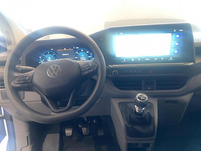 Volkswagen Transporter image 8