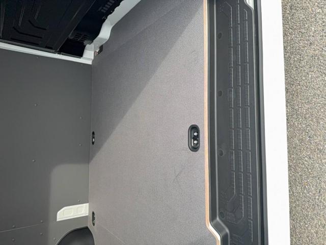 Volkswagen Crafter image 8